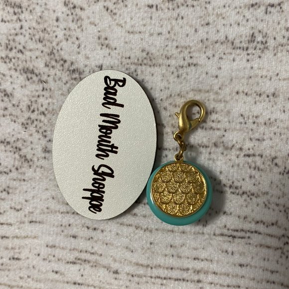 *Anthropologie The Collector's Charm Ocean Turquoise Gold Seahorse - Picture 2 of 2